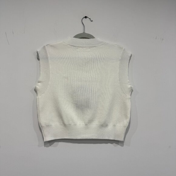 NEW Cherry Embroidered Knit Vest in White, Size M - Picture 8 of 15